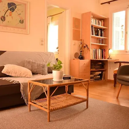 Apartment Neoclassical Loft In Koukaki
